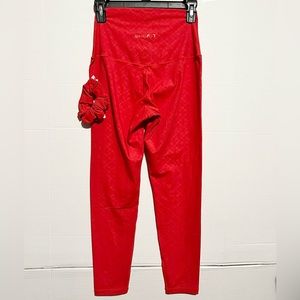 SHEFIT Boss Leggings size LUXE  fits size  12 to 14 NWT Red